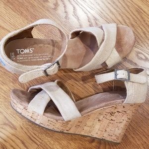 TOMS Natural Wedges